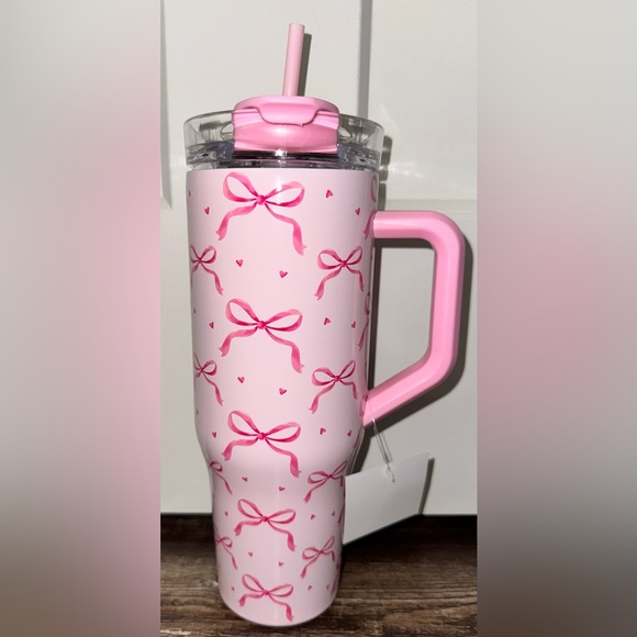 Accessories - Pink Bow Tumbler🎀